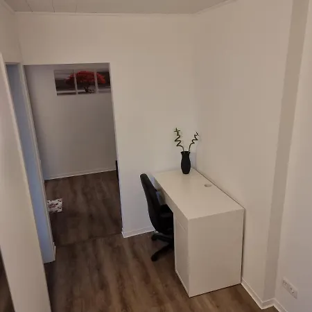 Gaestehaus-Ferienwohnung-Appartement Mit Terrasse - Naehe Kliniken/ Herzzentrum Bad Oeynhausen Eksteriør billede